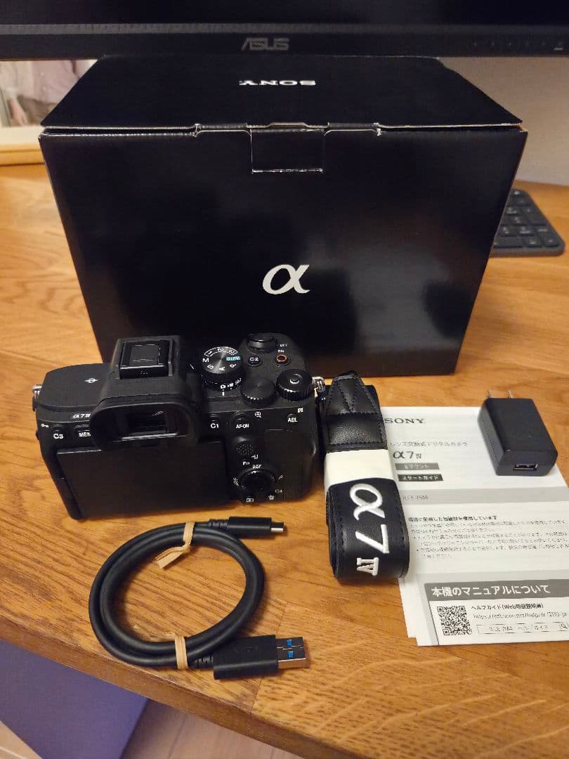 【 美品】SONY ソニー a7IV ILCE-7M4 ボディ