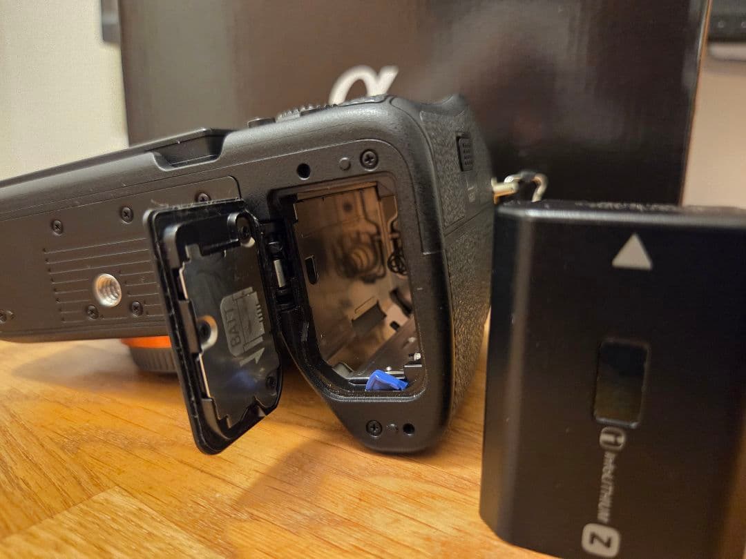 【 美品】SONY ソニー a7IV ILCE-7M4 ボディ