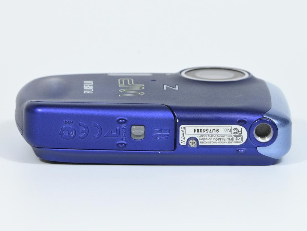 【美品】 フジフイルム　FUJIFILM FinePix Z33WP ブルー