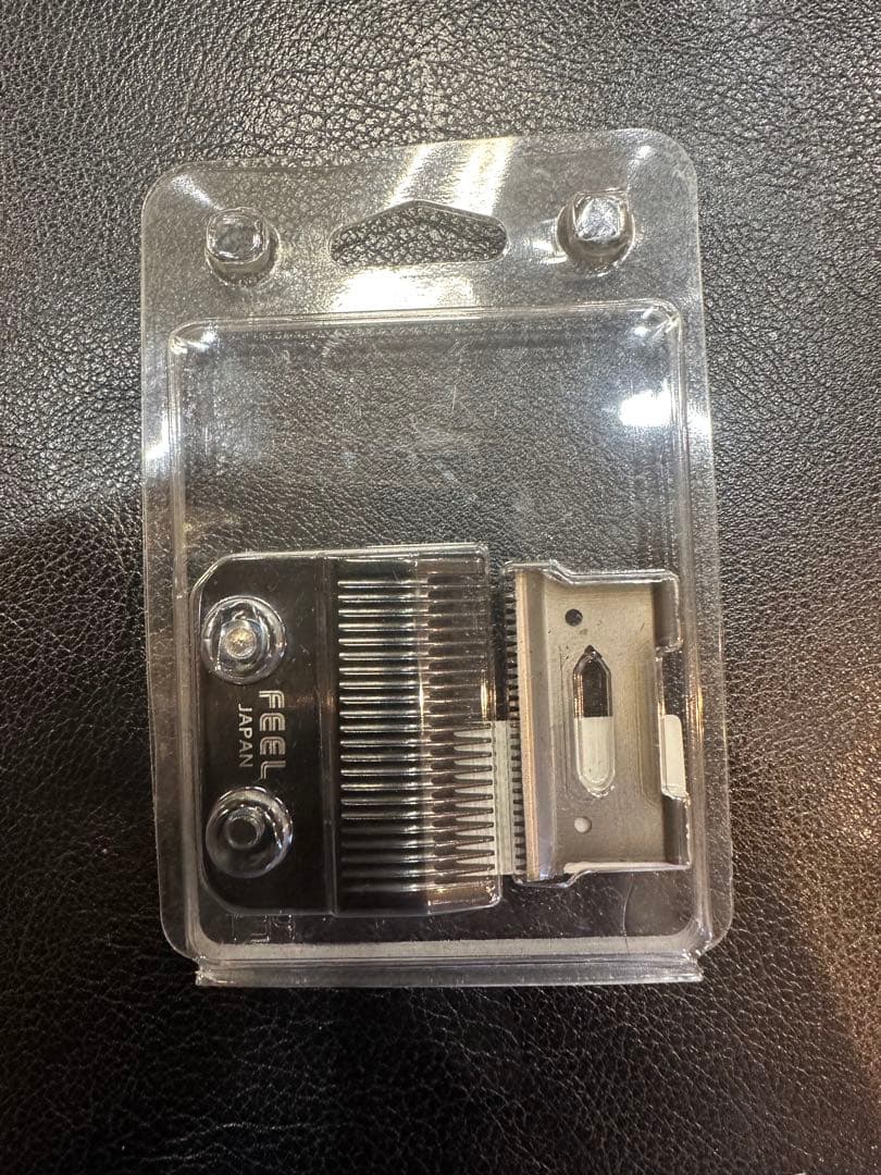FEEL Clipper The Classic 2台セット　替え刃二個付き