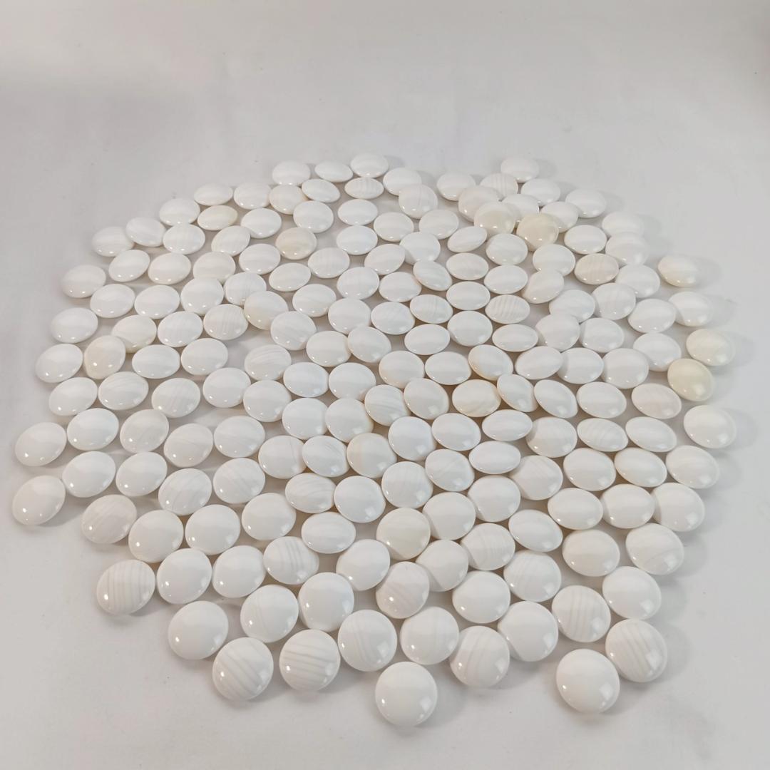 囲碁 高級碁石　本蛤碁石　那智黒碁石　碁笥　桐箱付き