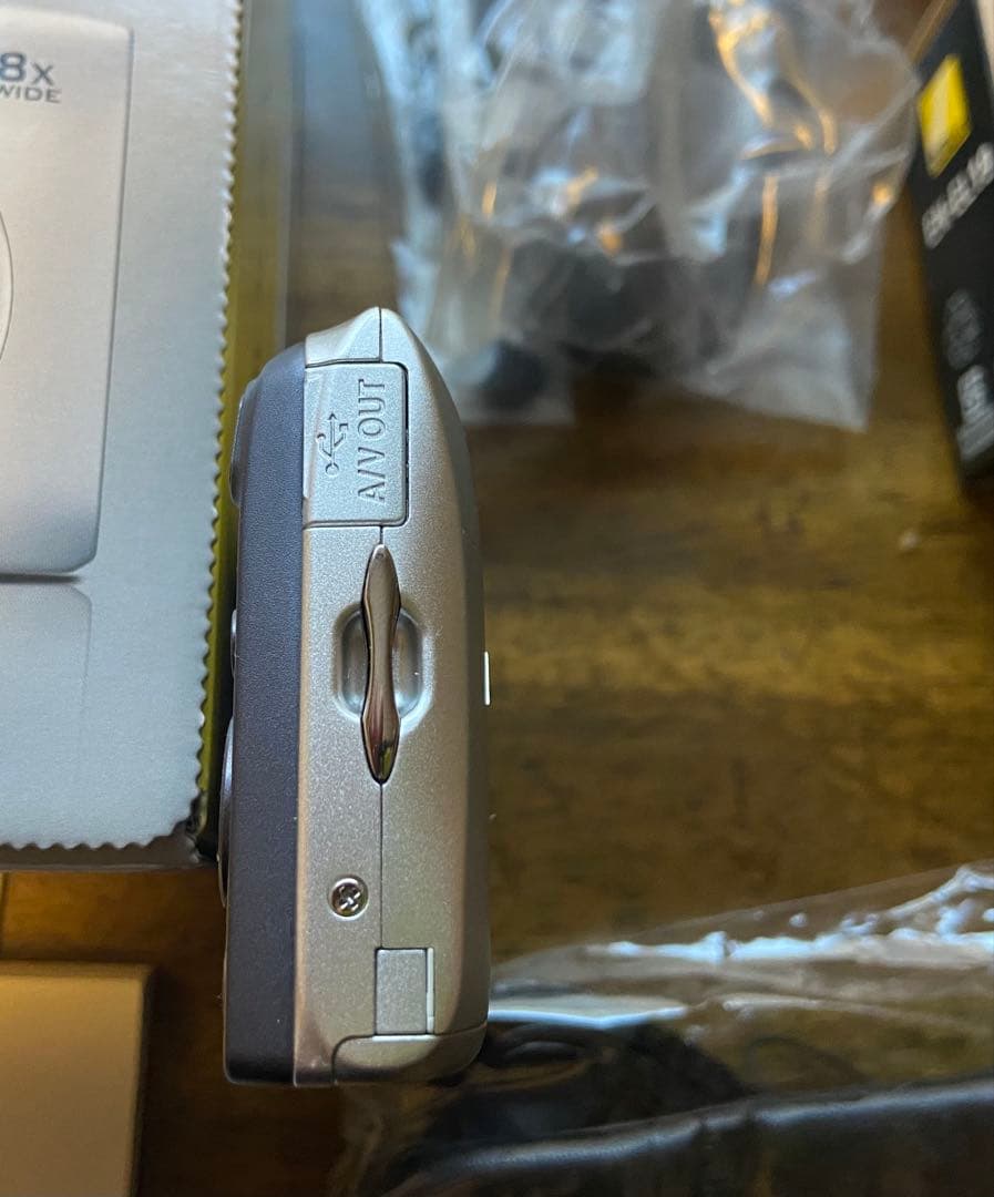 Nikon COOLPIX S3600 コンパクトデジタルカメラ