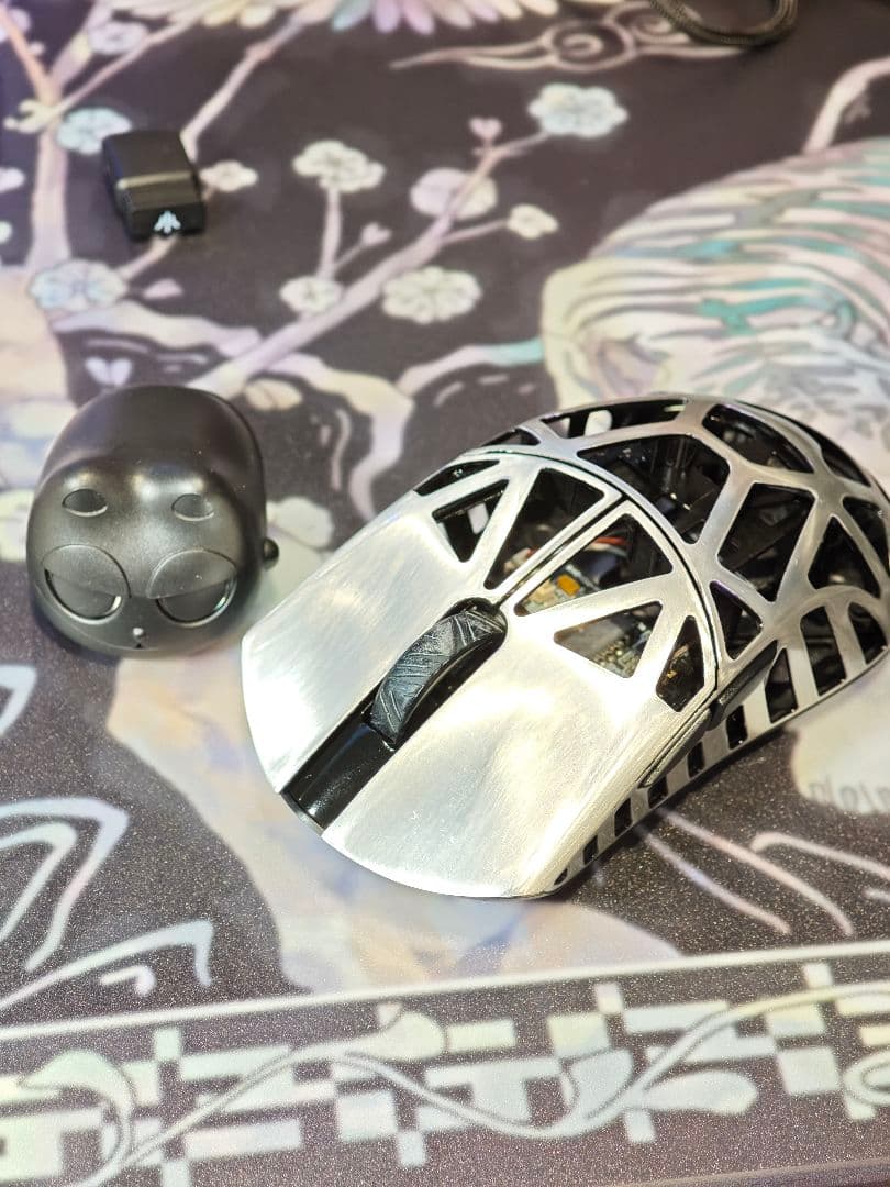 ジャンク扱い　WLMOUSE Beast X Pro ゲーミングマウス