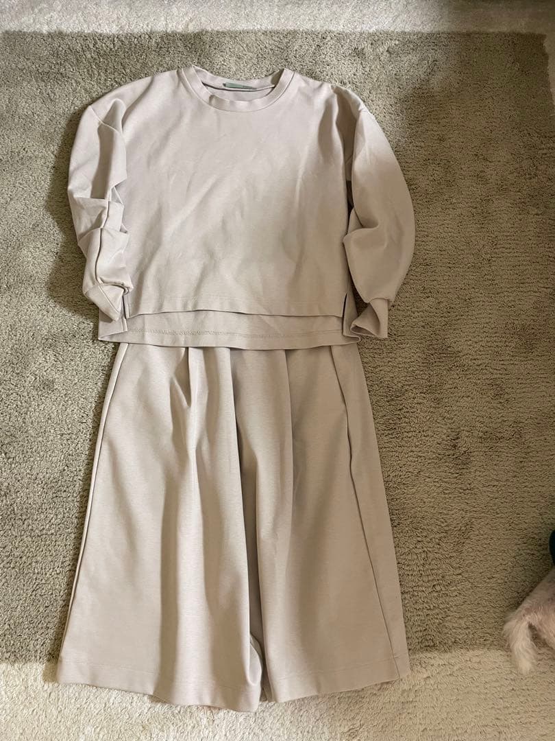 qualite(カリテ)　◆　スウェット　プルオーバー　パンツ　セットアップ