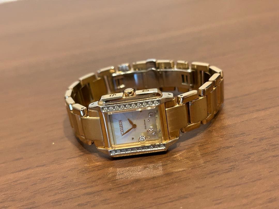 シチズン　エル　世界1000本限定モデル ゴールド 時計 ダイヤモンド装飾