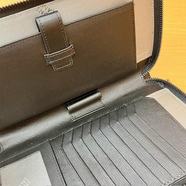 ●MONTBLANCホワイトスター　 ダブルラウンドファスナー オーガナイザー