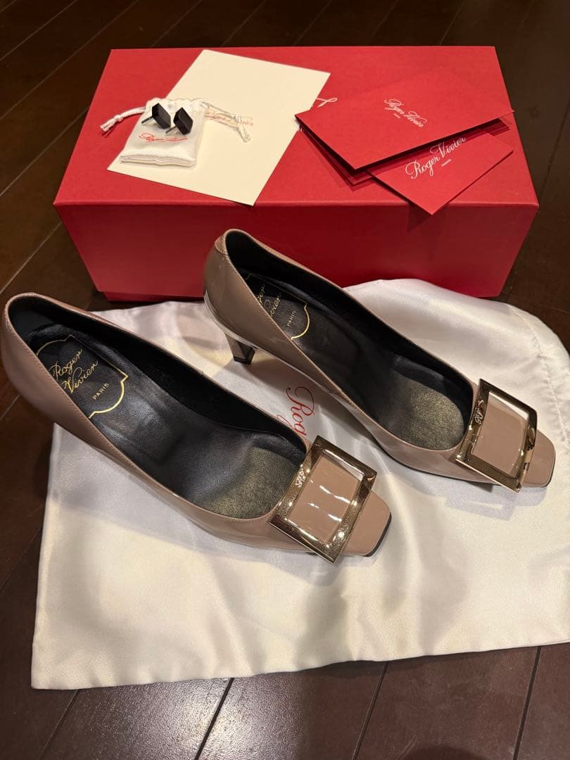 Roger Vivier ベージュ ハイヒールパンプス