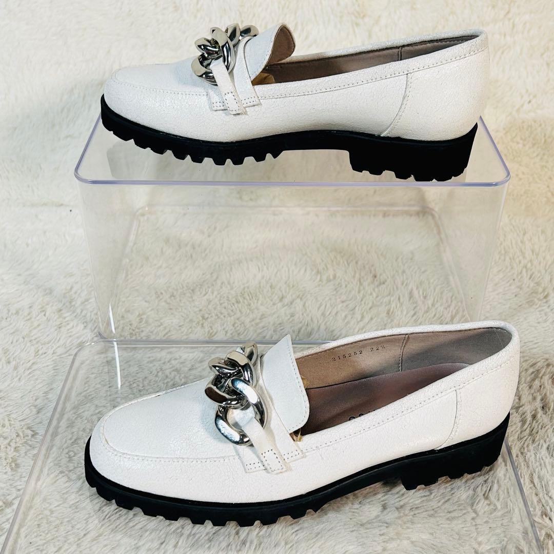 【未使用】銀座かねまつ チェーンローファー ホワイト系 トラックソール 22.5