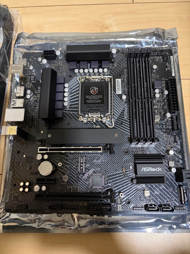 【日曜限定最終値下げ】ASRock B760M PG Lightning/D4