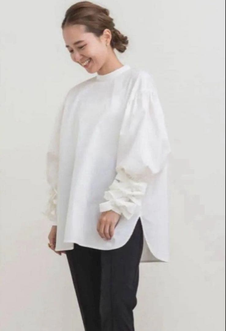 yori shirocon リボンカフスブラウス　美品❣️