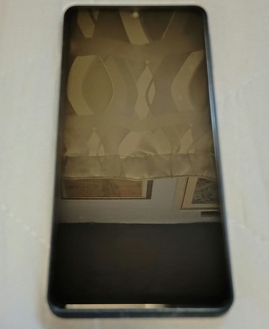 AQUOS sense8 SHG11 コバルトブラック 本体 電源ボタン微妙