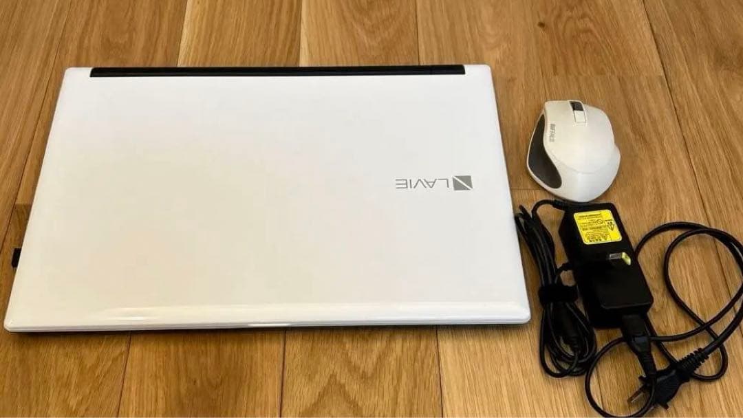 NEC PC-NS100F1W ノートパソコン LAVIE 15.6型