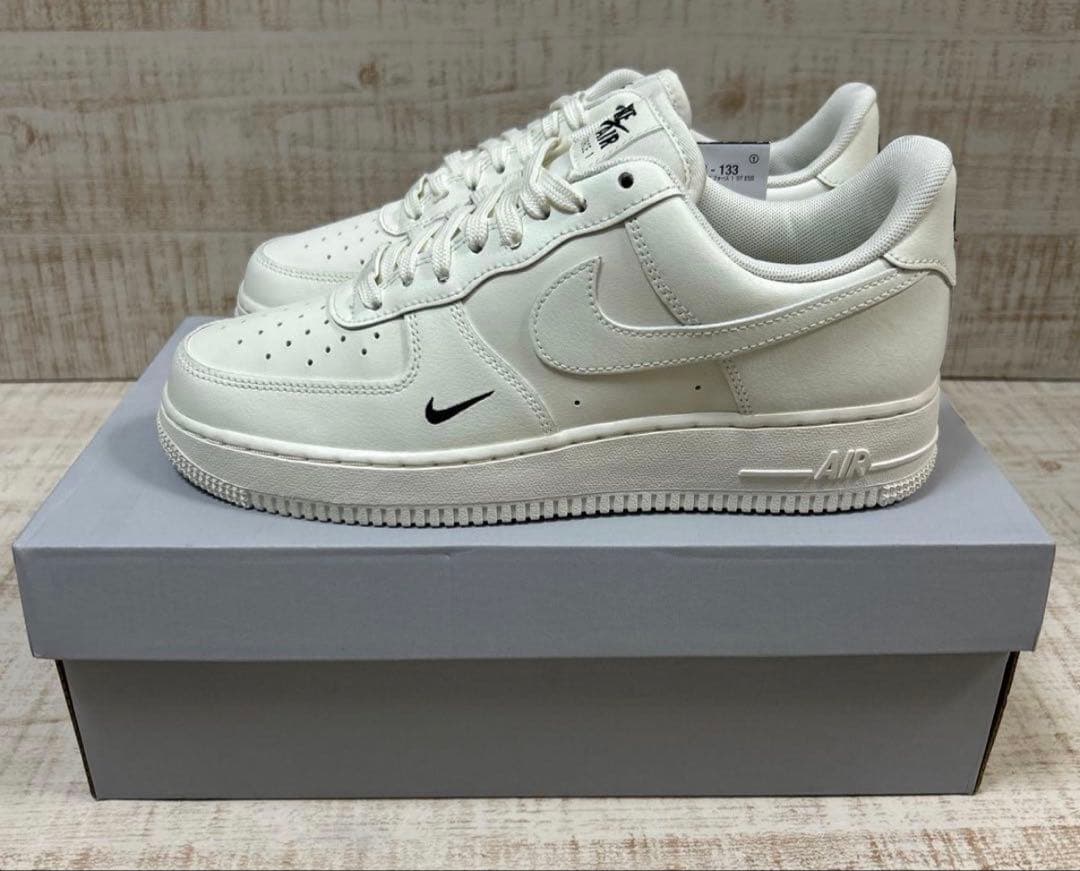 新品NIKE AIRFORCE1 07 エッセンシャル エアフォース 26.5