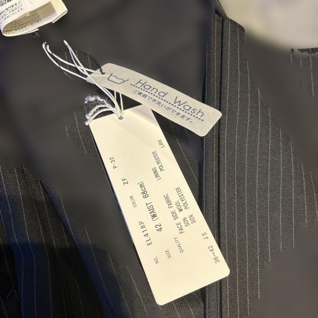 新品　スーツカンパニー　パンツスーツ ストライプ　42 ウォッシャブル