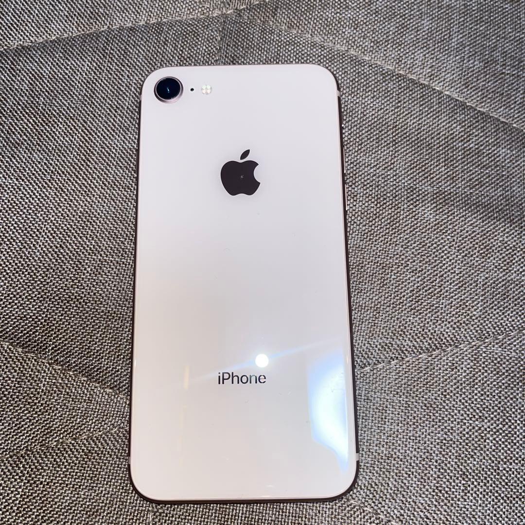 中古Apple iPhone8 64GB ゴールド
