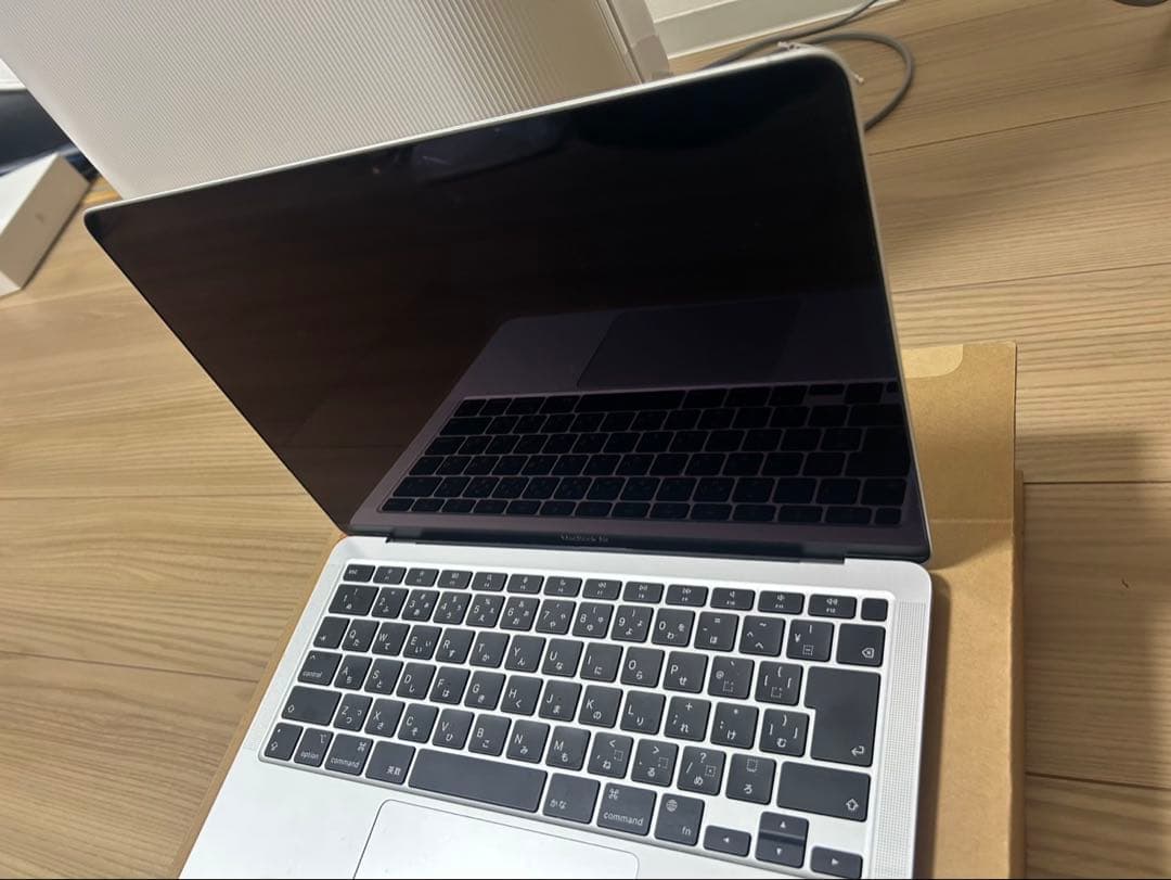 MacBook Air M1 ノートPC 13インチ 8GB シルバー 充電器付