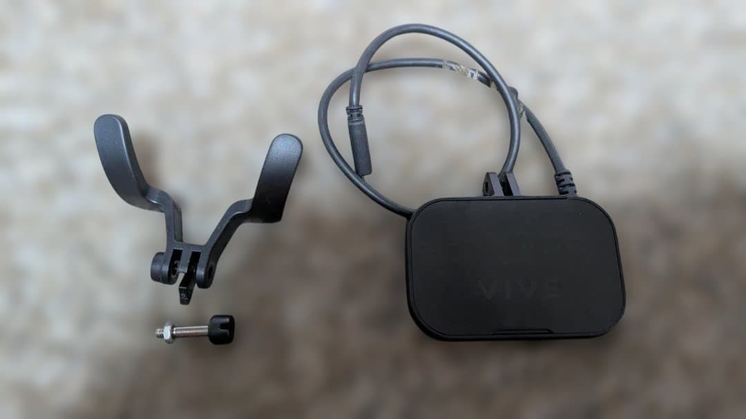 HTC VIVE フェイシャルトラッカー 初代