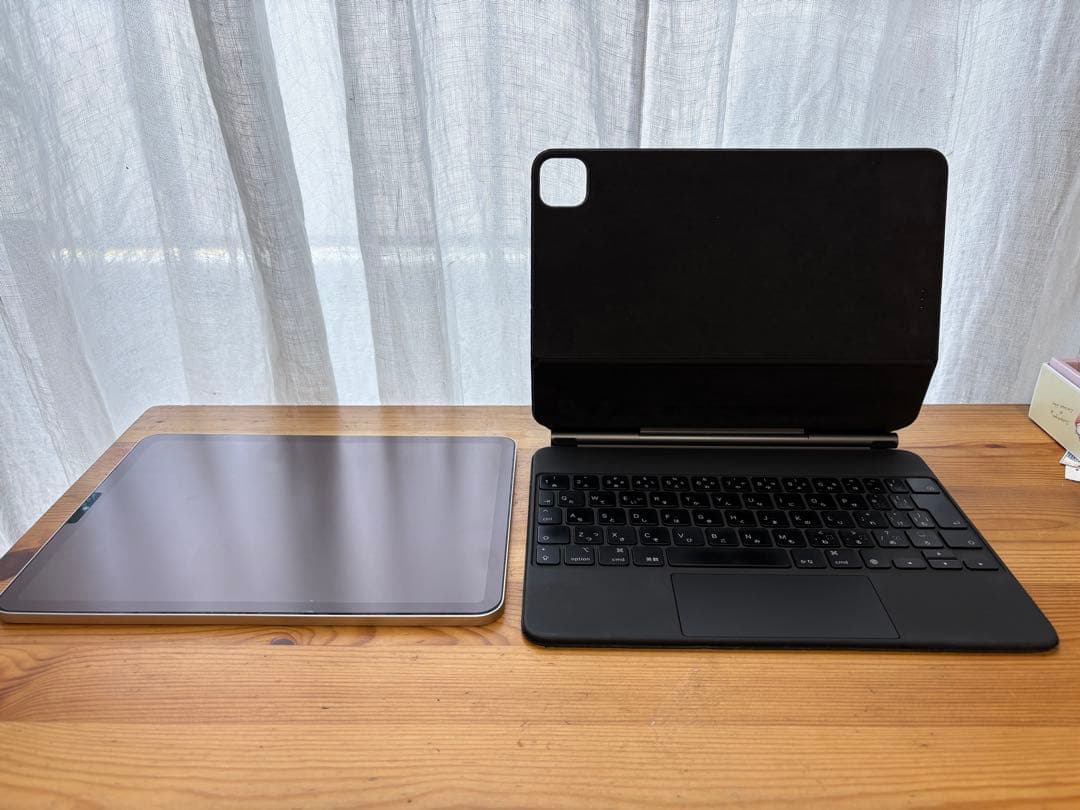 iPadAir 第5世代美品と純正キーボード