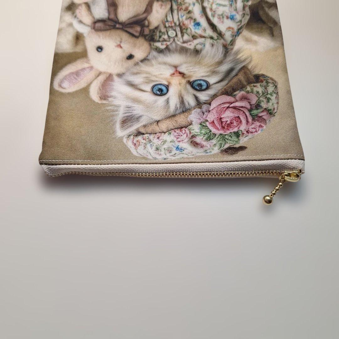 ねこパネル生地　ハンドメイド　フラットポーチ