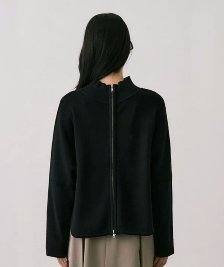 【値下】UNITED TOKYO ニット セーター バックスリットドルマンニット