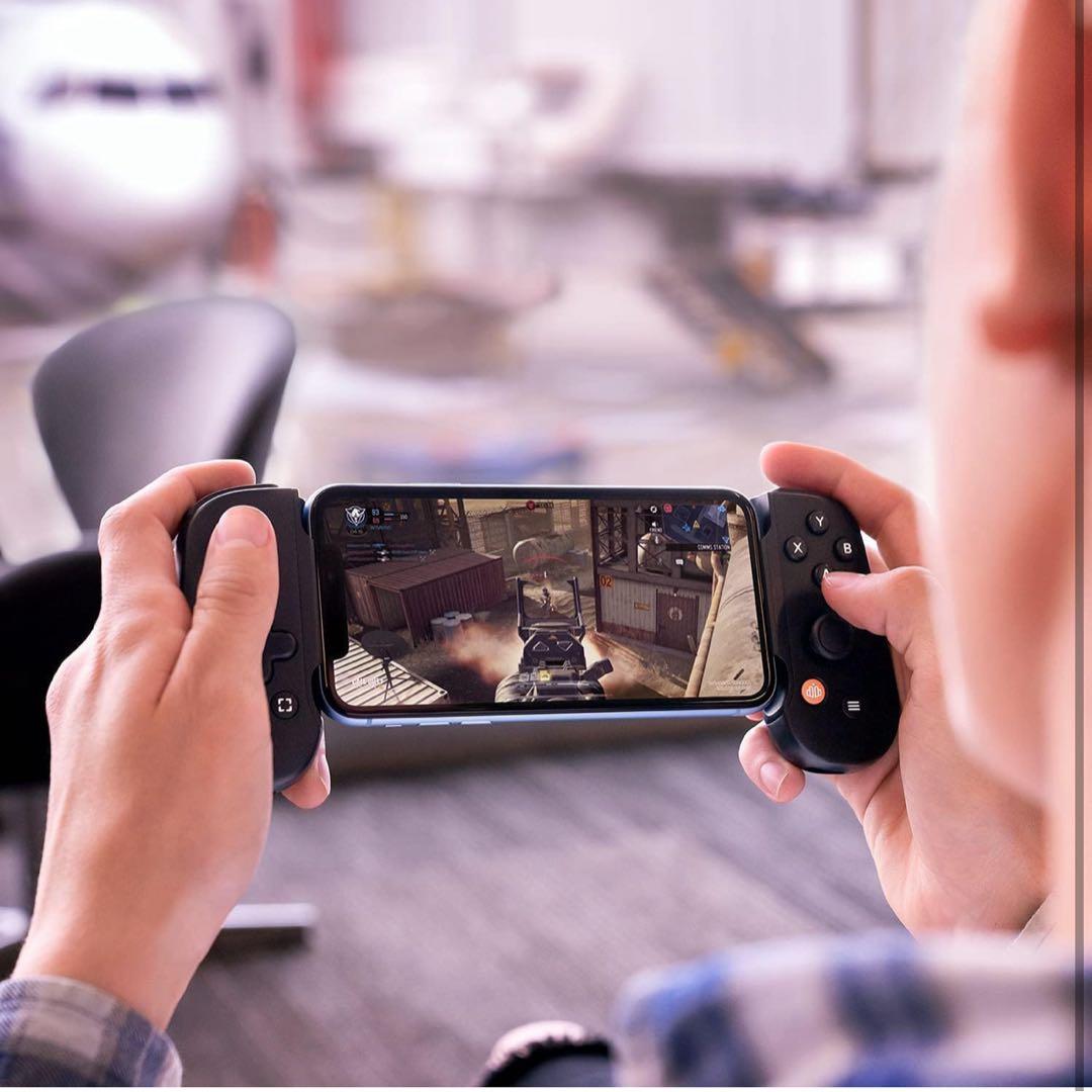 新品 BACKBONE One Lightning ゲームコントローラー