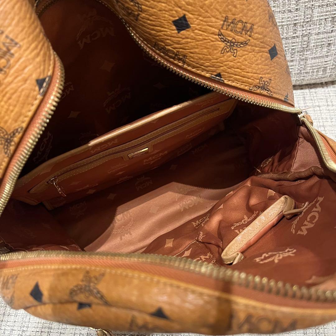 MCM スタッズ ブラウン レザー リュック ヴィセトス