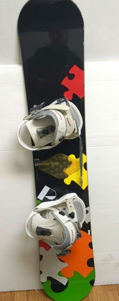 子供用　118㎝　スノーボード バインディング(ジュニアサイズ）付き