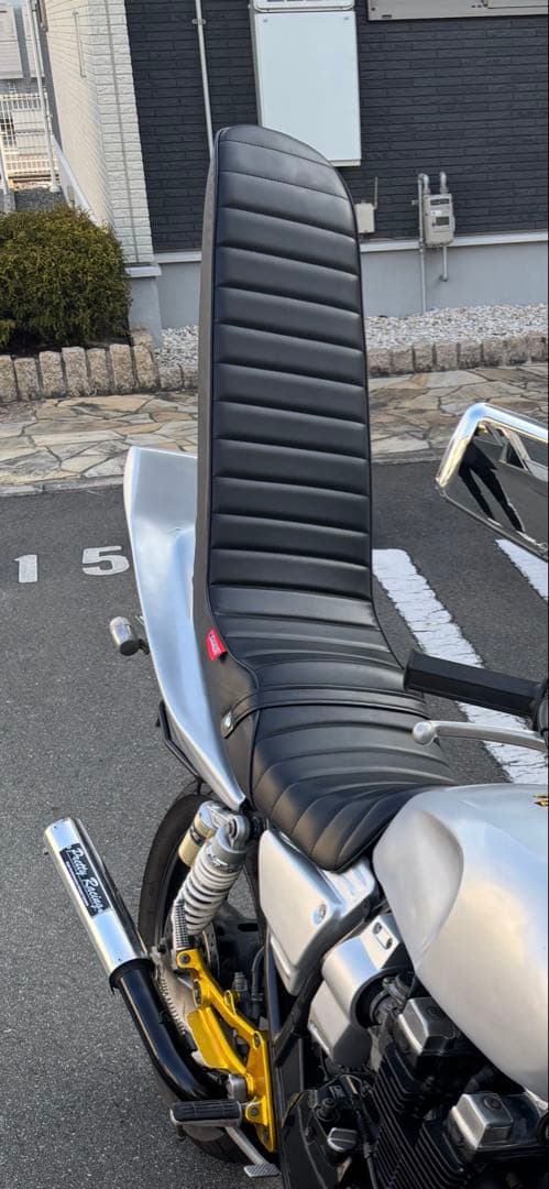 XJR400三段シート、ポイントカバー