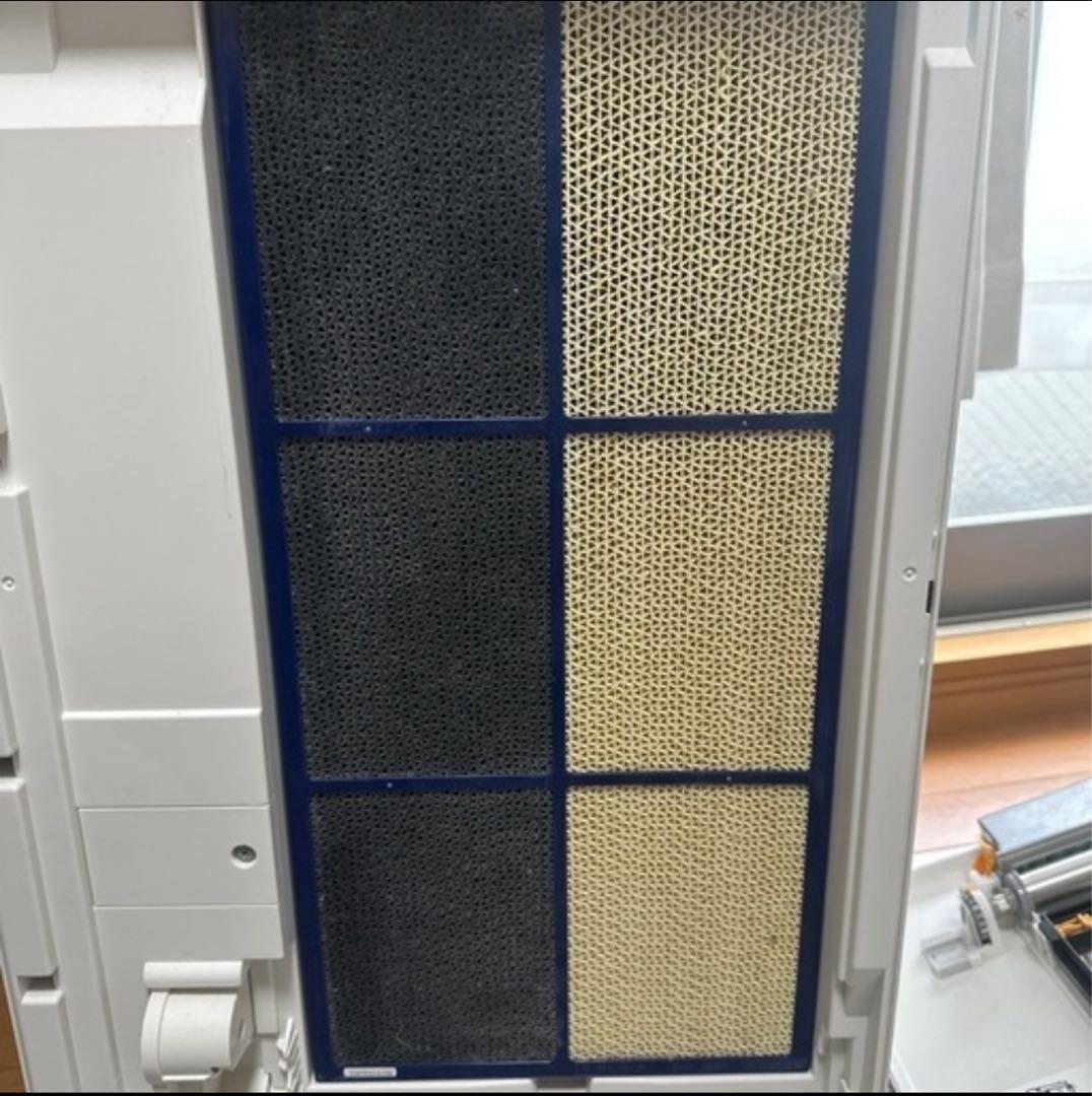 マ*ン様 加湿空気清浄機（KI-RX100-W）