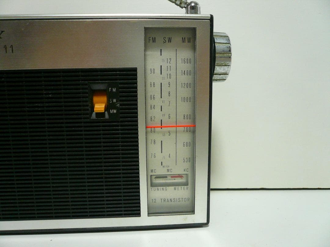 昭和レトロ SONY 3バンド ラジオ TFM-110F FM/SW/MW 短波