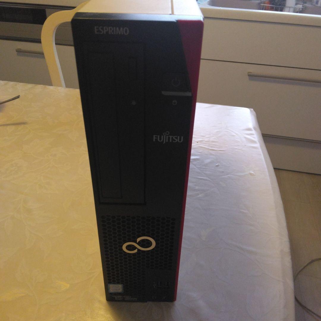 Windowsデスクトップ ESPRIMO D588V / i5-8500 / 8GB