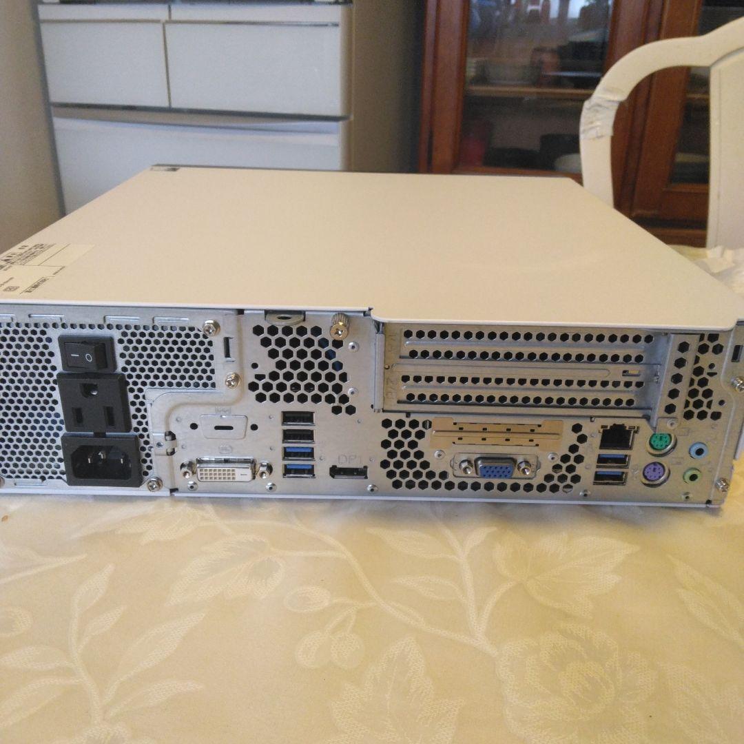 Windowsデスクトップ ESPRIMO D588V / i5-8500 / 8GB