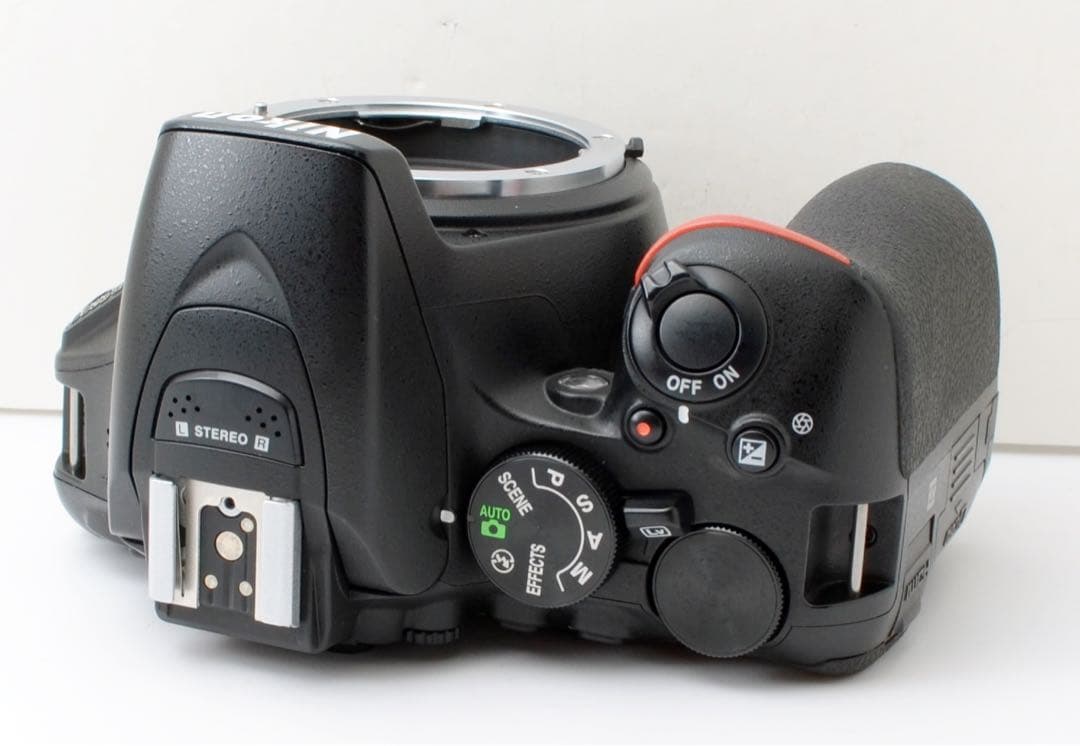 専用！小型・軽量！Nikon D5600★すぐ使える★Wi-Fi内蔵