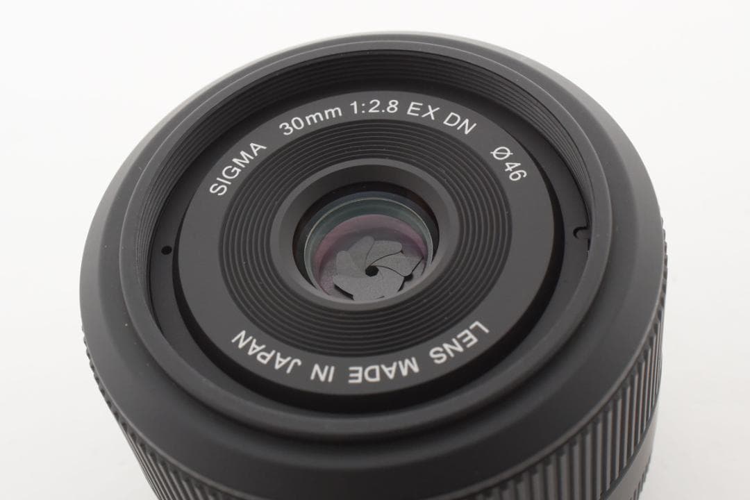 超美品 シグマ カメラレンズ 30mm f2.8 EX DN Sony ソニー用