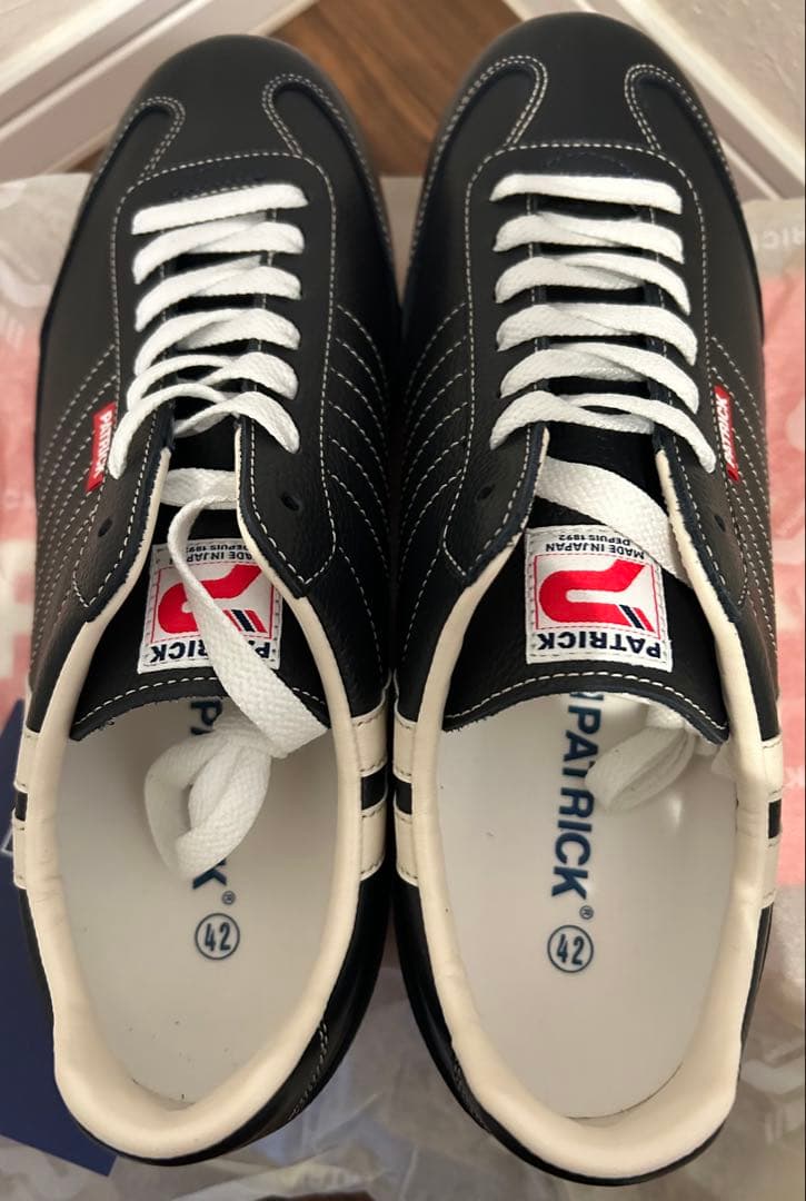 な*お様 格安スタート　新品　未使用　パトリック　スニーカー　マラソン　NVY