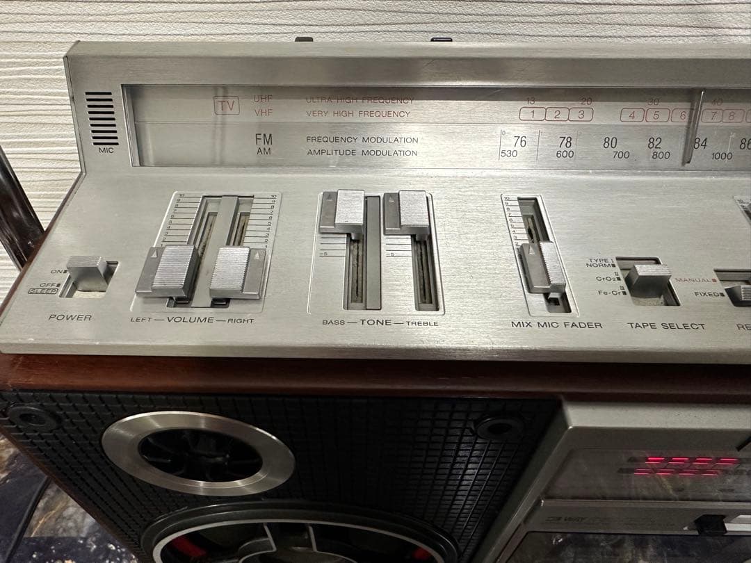 未使用近い! 動作品! SONY ラジカセ　CFS-V8 ソニー 昭和レトロ