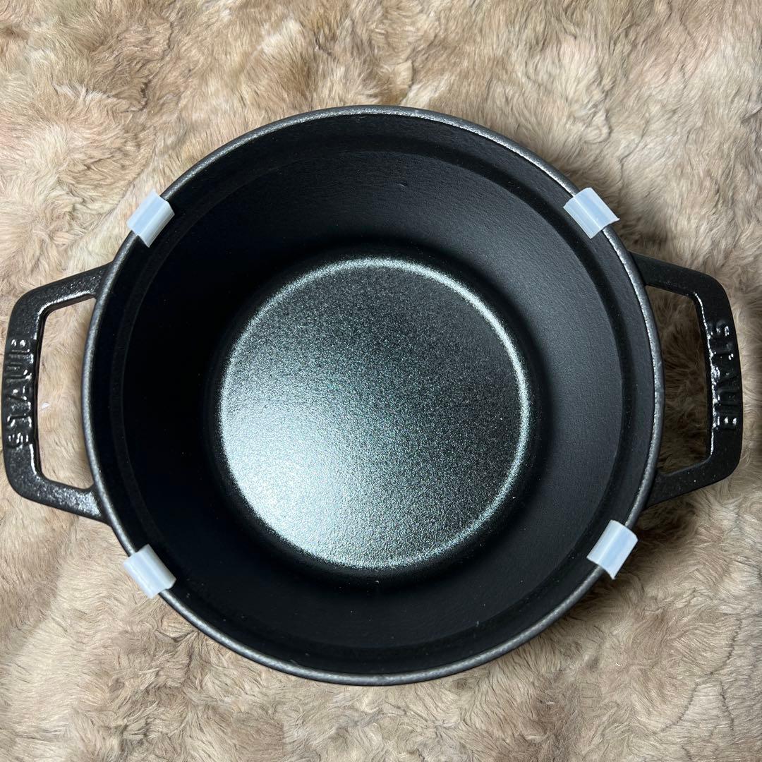 staubストウブ グランドココット ラウンド ブラック 20cm 鍋 IH対応