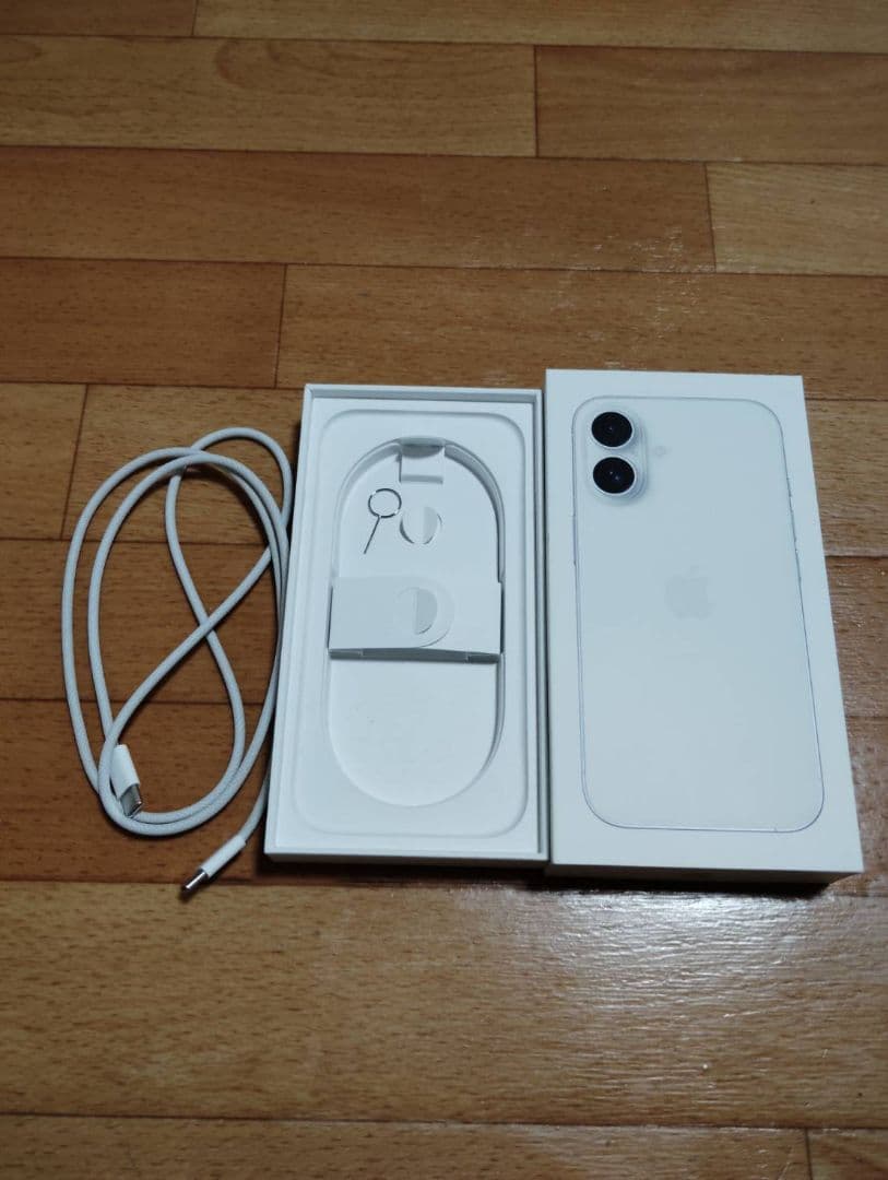 最終値下げiPhone16 128GBSIMフリー