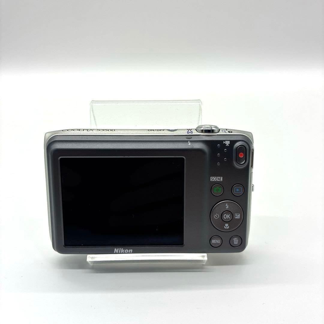 デジタルカメラ Nikon COOLPIXS3500