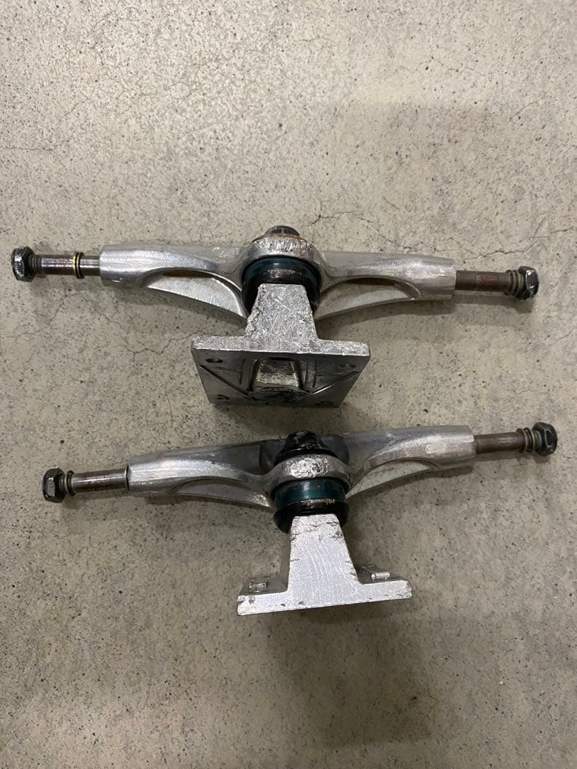 トラック　THUNDER HOLLOW LIGHTS 147