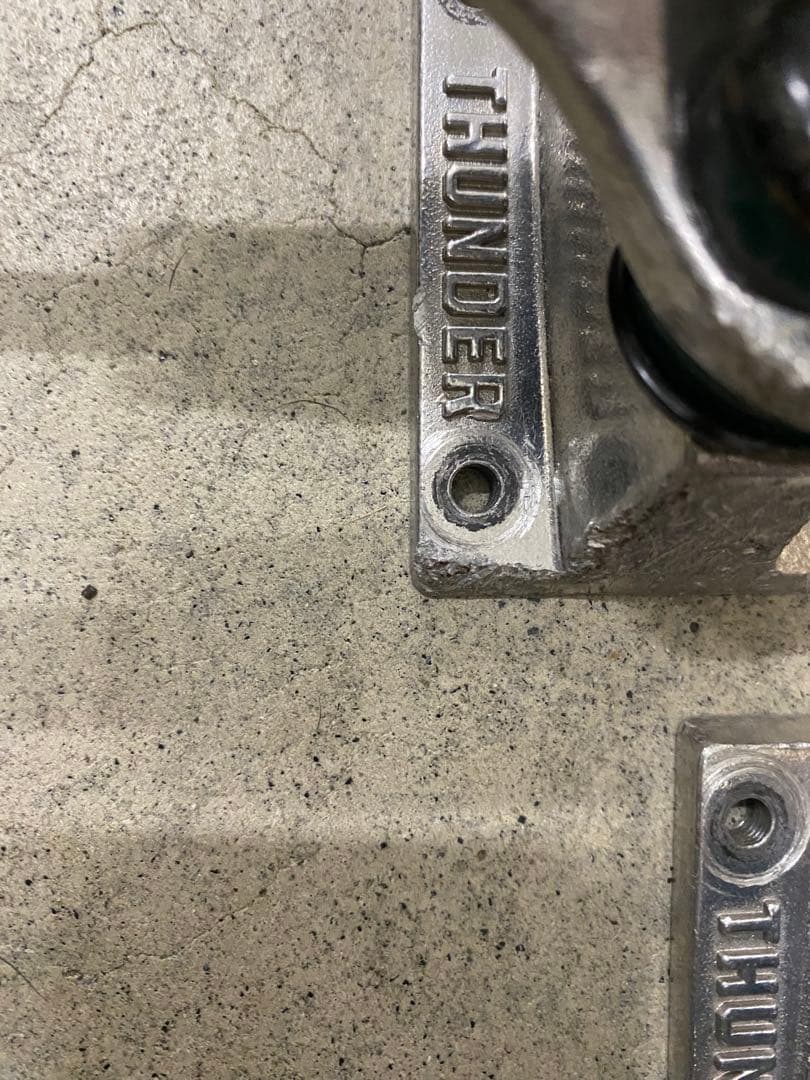 トラック　THUNDER HOLLOW LIGHTS 147