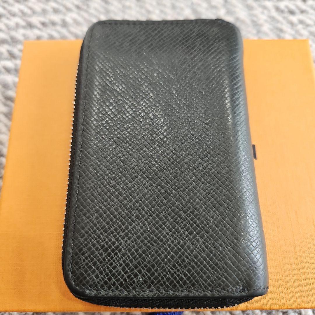 ルイヴィトン タイガ アルドワーズ ジッピーパース ミニ財布