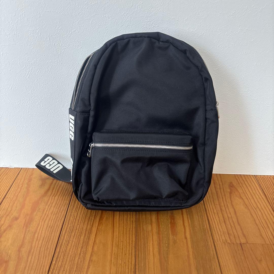 UGGキルティングバッグパック