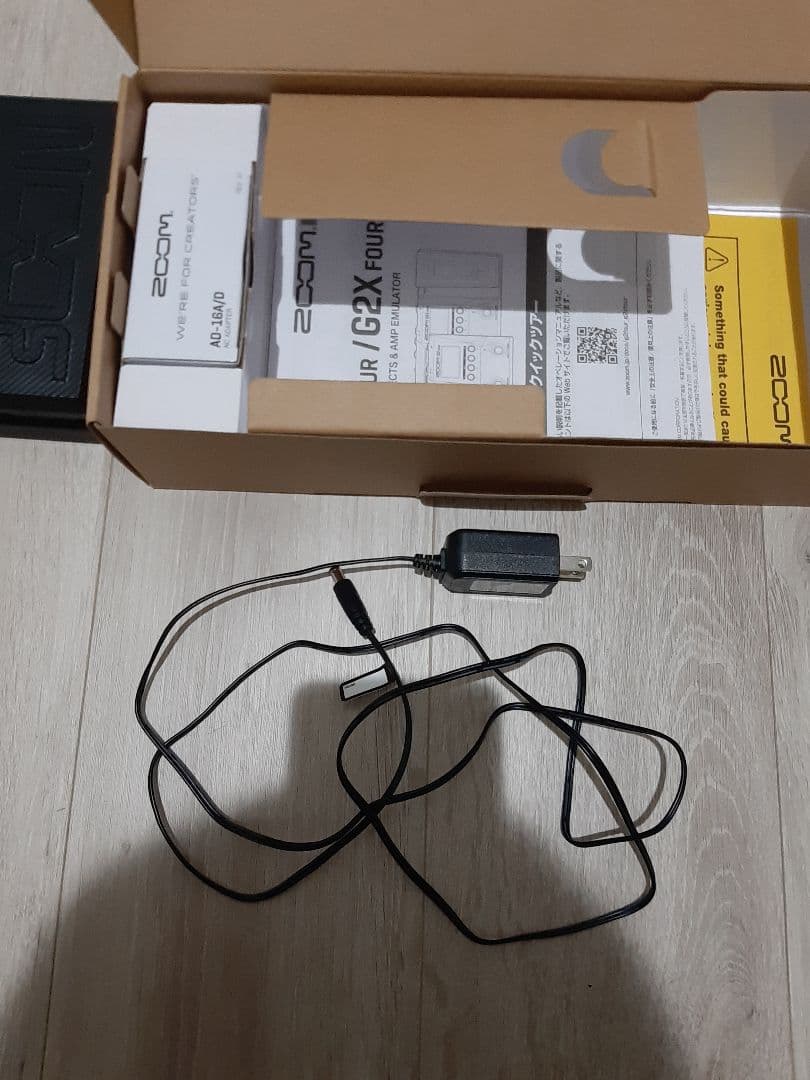 Zoom G2X Four ギターエフェクター