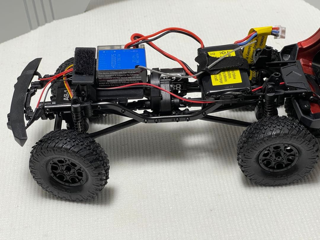 アキシャル1/24 SCX24 2021 フォード ブロンコ 4WD RTR 赤