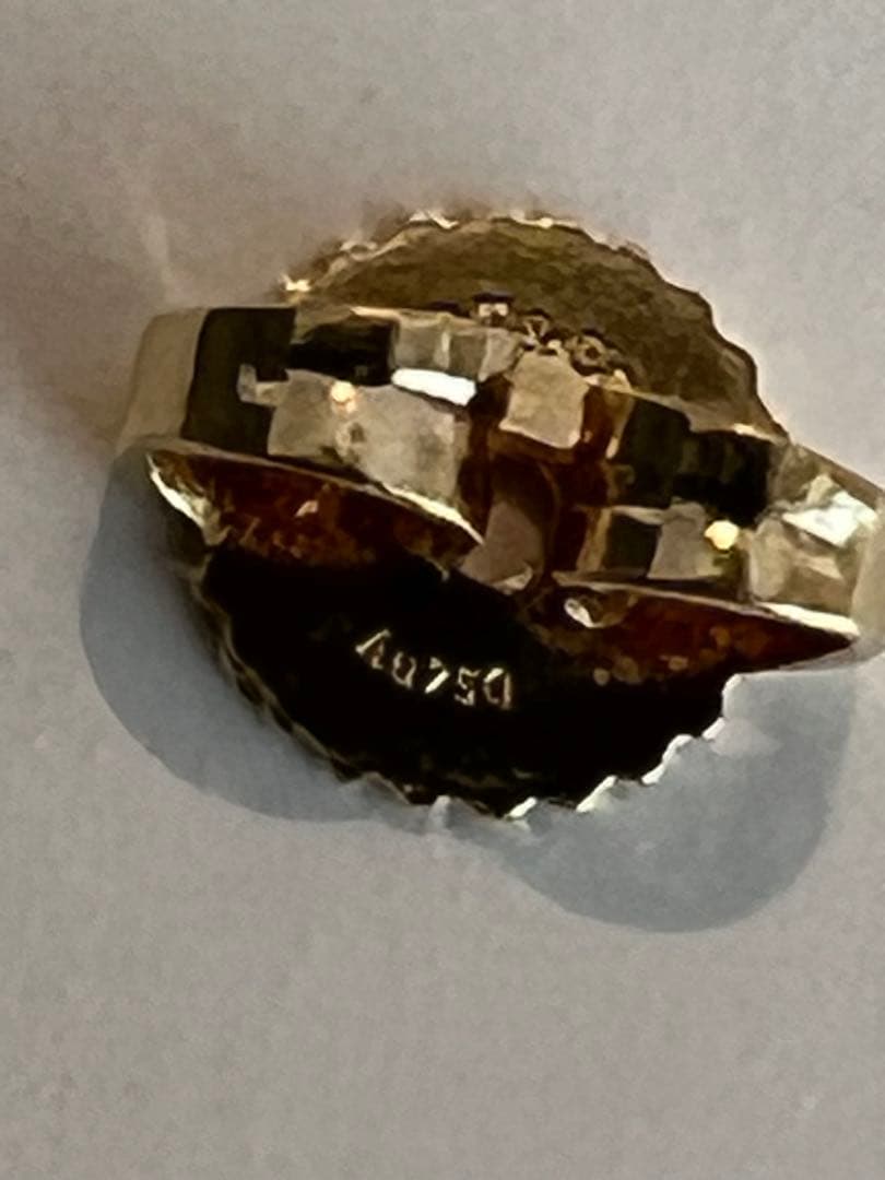 Tiffany ピアスキャッチ　片耳　イエローゴールド