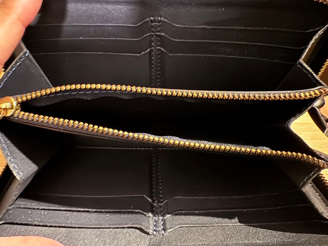 フェリージ　クロコダイル型押しレザー 長財布