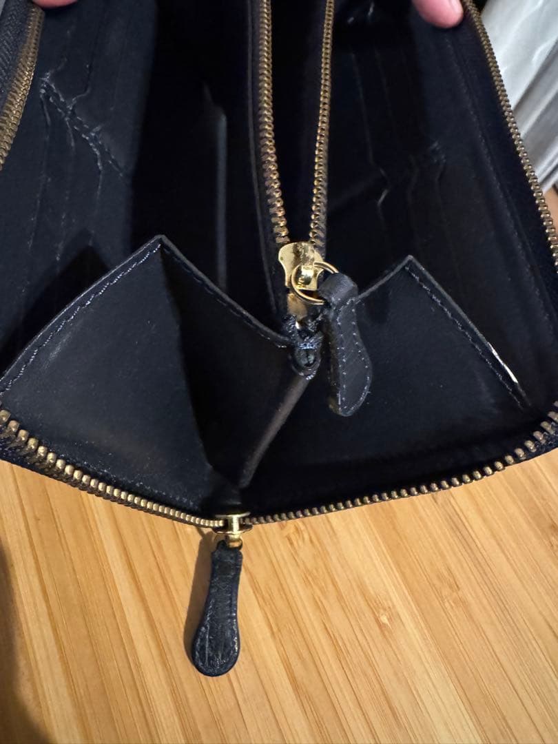 フェリージ　クロコダイル型押しレザー 長財布