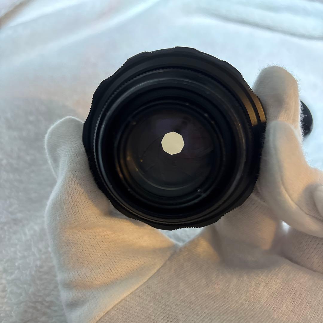 HELIOS 44-2 58mm f/2.0 ぐるぐるボケレンズ