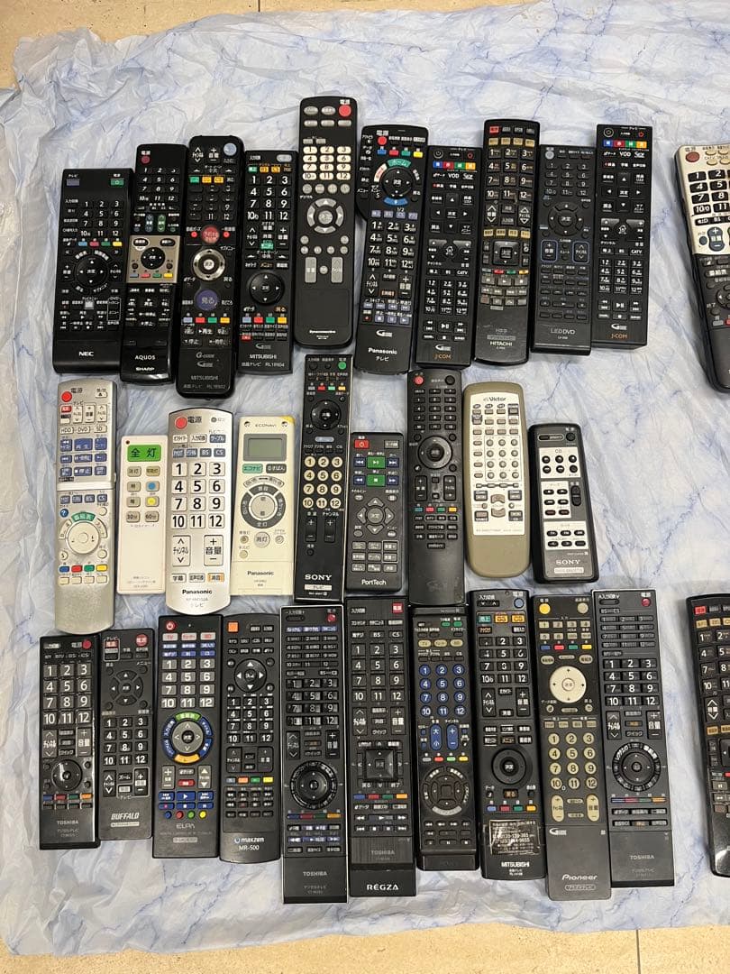テレビ用リモコン(その他)多数49本